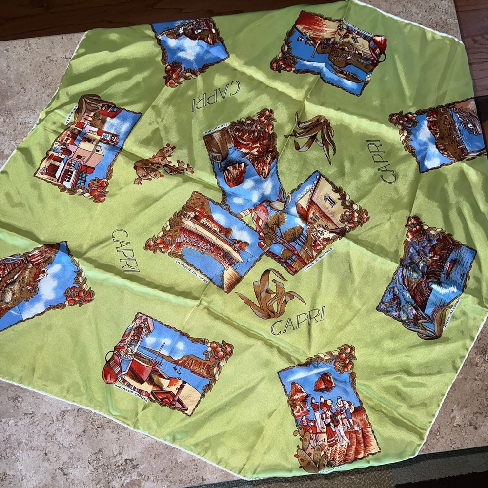 Stunning Capri Italy 🇮🇹 Scarf with Different places of Capri on it! 30x30 in